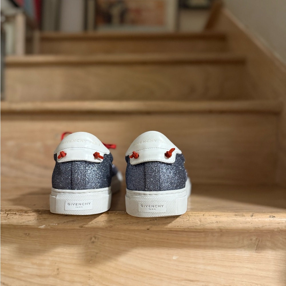 Givenchy Urban Knot Street Sneaker, Men’s 9US/42EU - Picture 11 of 11